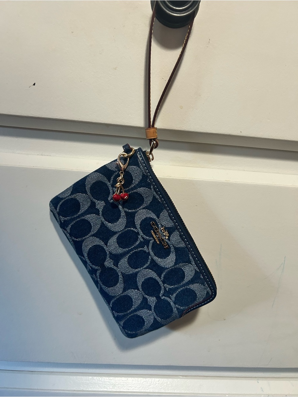 Coach Blue Signature Denim Terri Bag with Wristlet - Picture 4 of 6